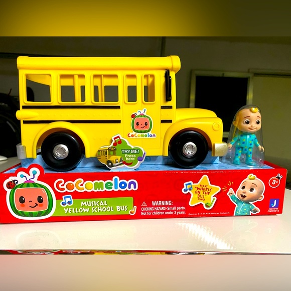 Cocomelon Musical Yellow School Bus - Picture 1 of 2